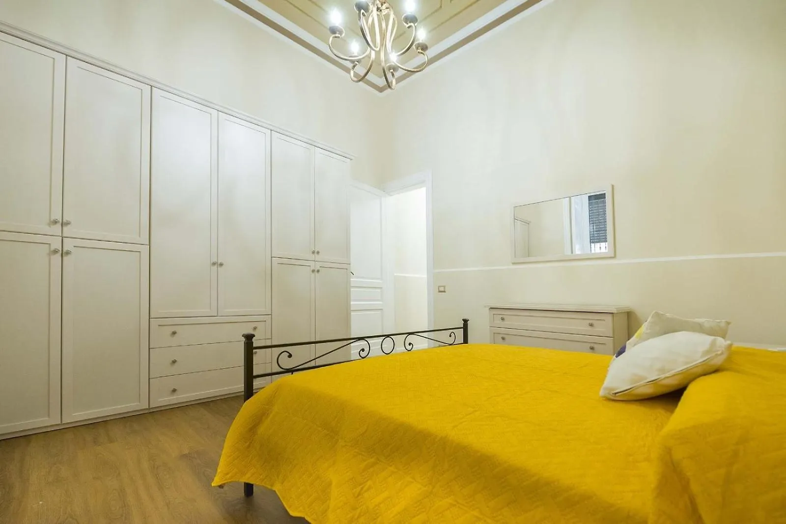 Apartment Appartamento Martoglio - Casa Vacanze - Catania Italy